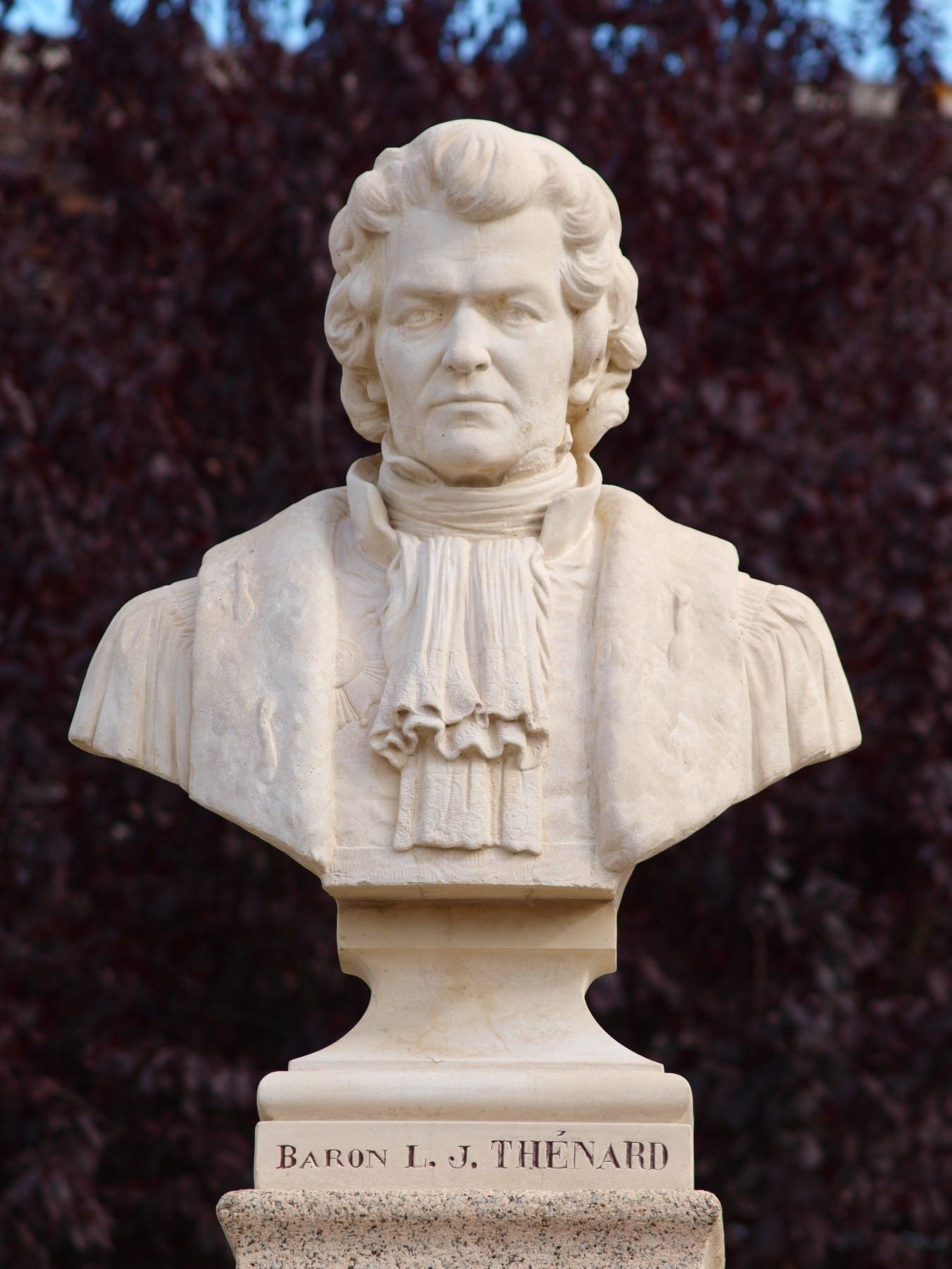 Busto de Louis Jacques Thénard