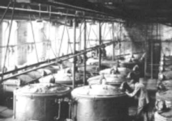 Producción de colorante índigo en una planta de BASF (1890)
