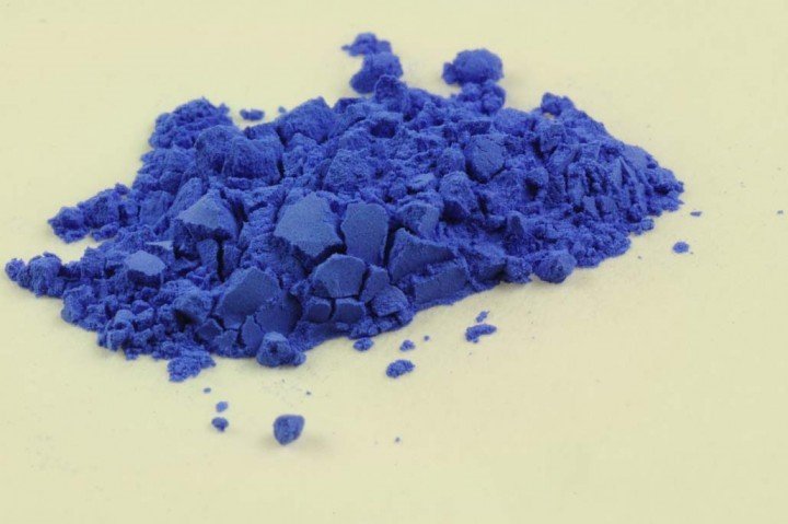 Muestra de azul Han, de Kremer pigment