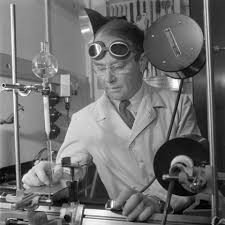 Tiselius en su laboratorio, a&ntilde;o desconocido