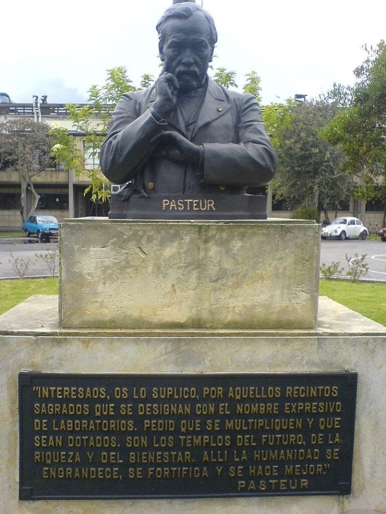 Busto de Louis Pasteur – Universidad Nacional de Colombia, sede Bogotá