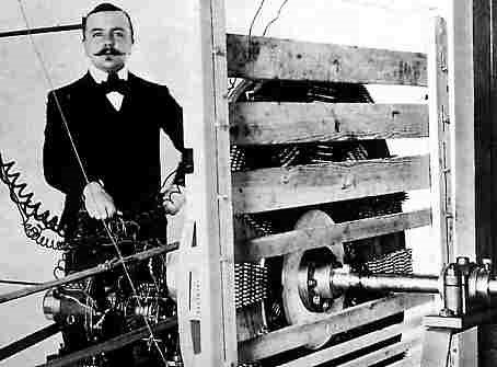 Marius Paul Otto con un generador de ozono