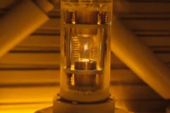 Recipiente con antimateria en la pelicula.