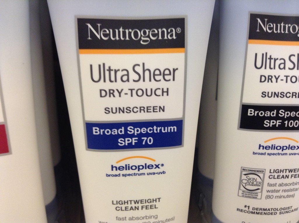 En el mercado existen una gran variedad de marcas de bloqueadores solares o protectores solares.