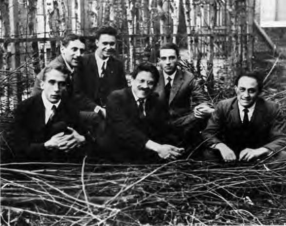 Leiden, 1924. Paul Ehrenfest y sus alumnos. El segundo por la izquierda es Samuel Goudsmit.