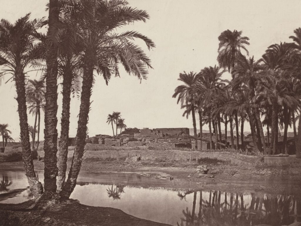 Una de las imágenes captadas por Abney en su expedición a Egipto con su proceso a la albumina.