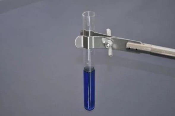 Pinza para tubo de ensayo con seguro de mariposa