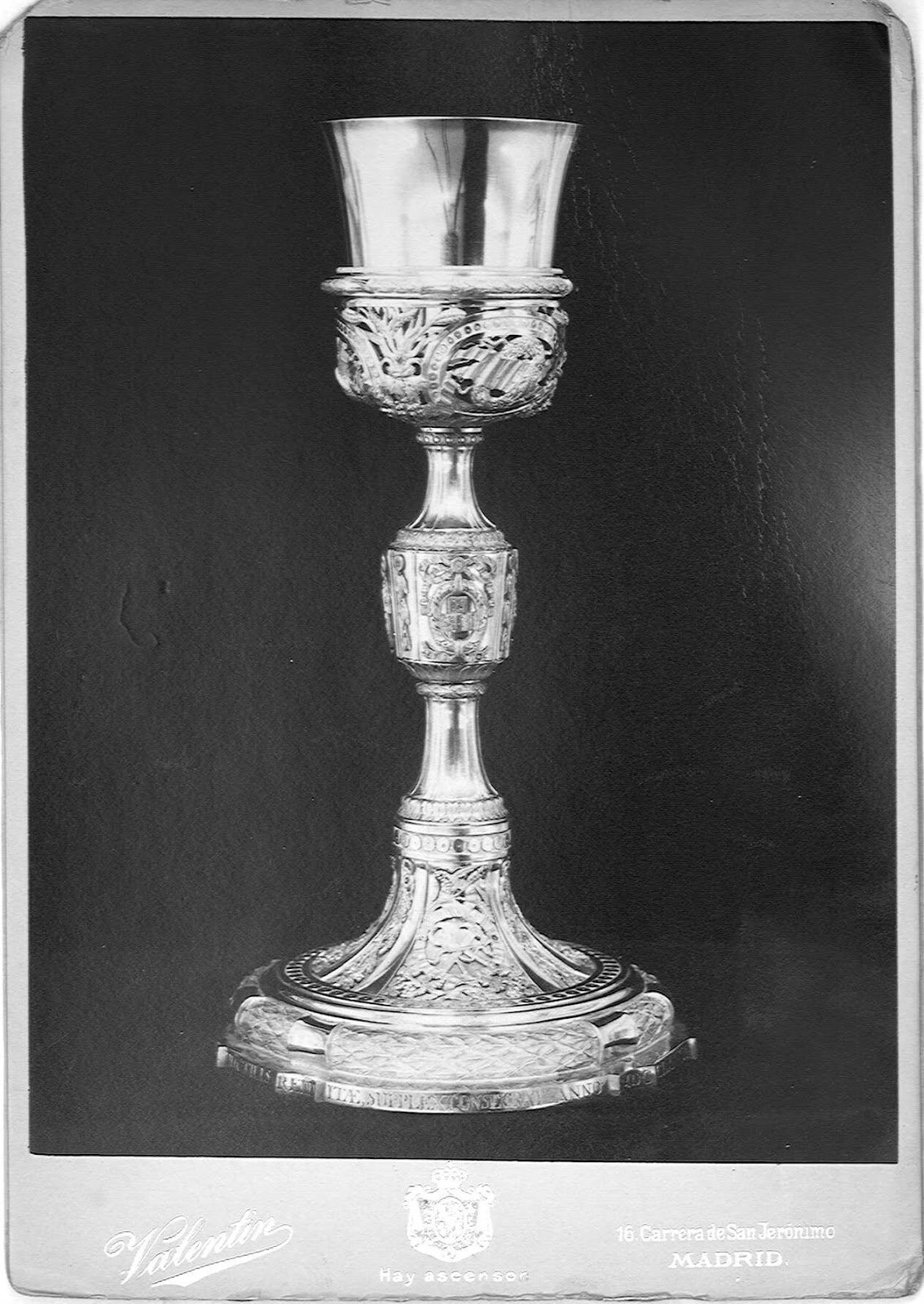 Cáliz de platino de Pío VI (Tesoro de San Pedro)
